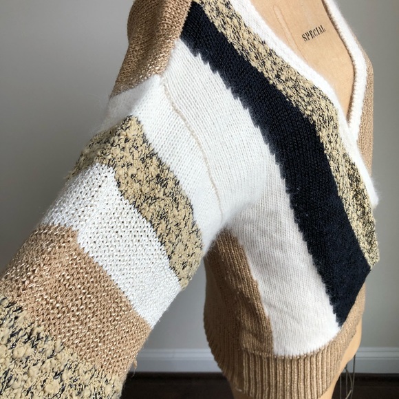 Vintage James St. John Deep V-neck Sweater - Picture 6 of 6